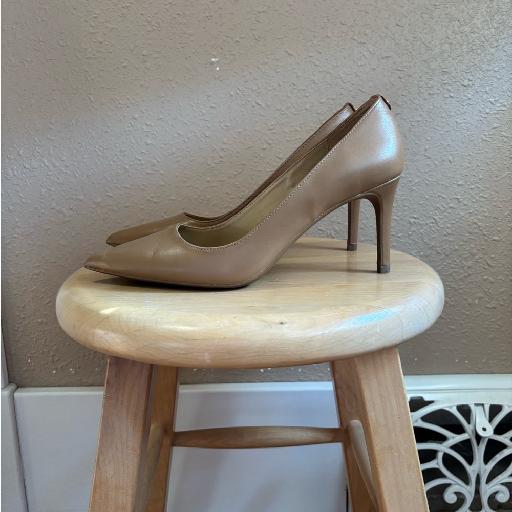 Michael by Michael Kors beige heels